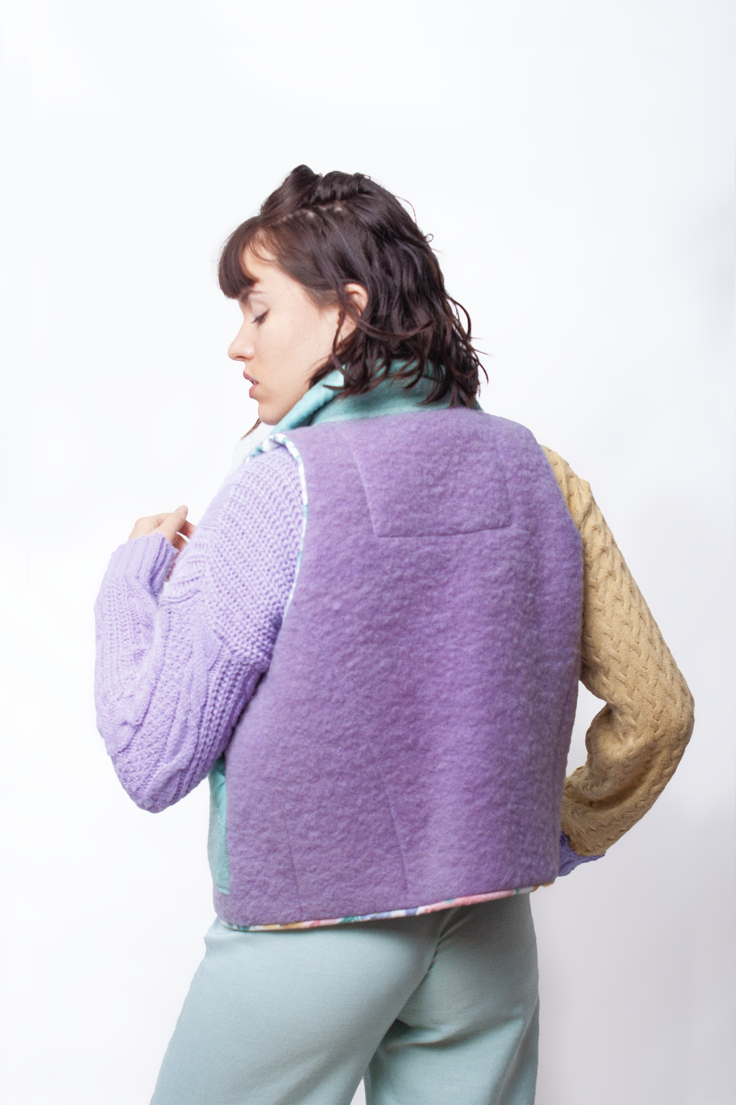 Pastel purple woolen sleevless vest