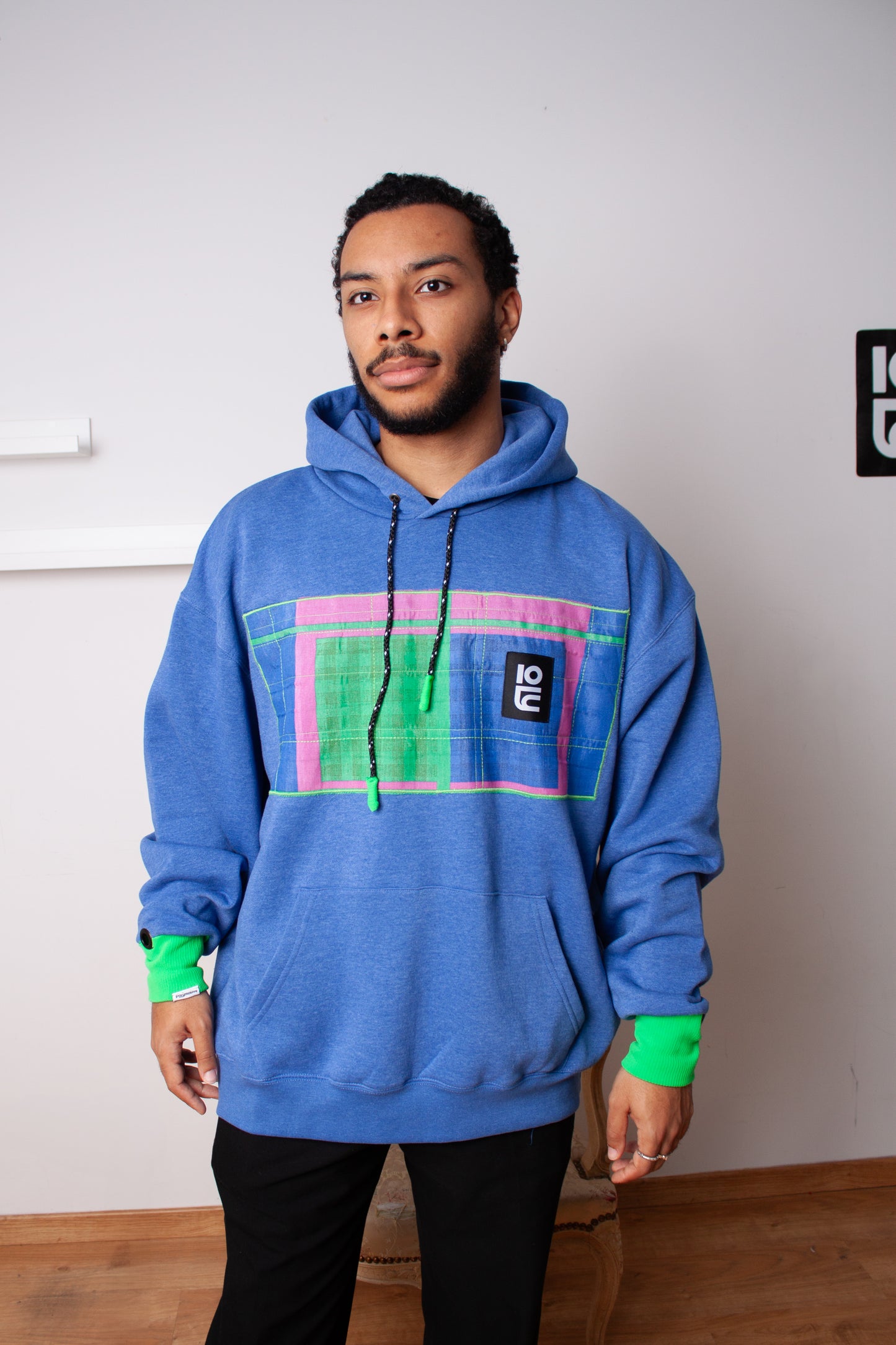 Sweat Memphis bleu et vert fluo